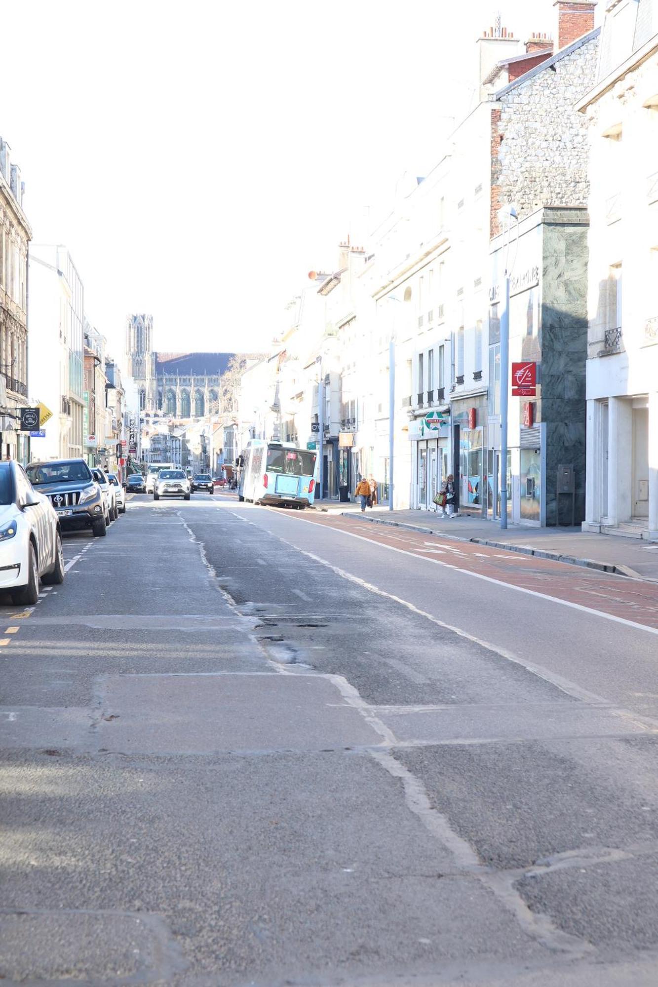 Pauline'S Home Gambetta - Proche Cathedrale - Calme Reims Bagian luar foto